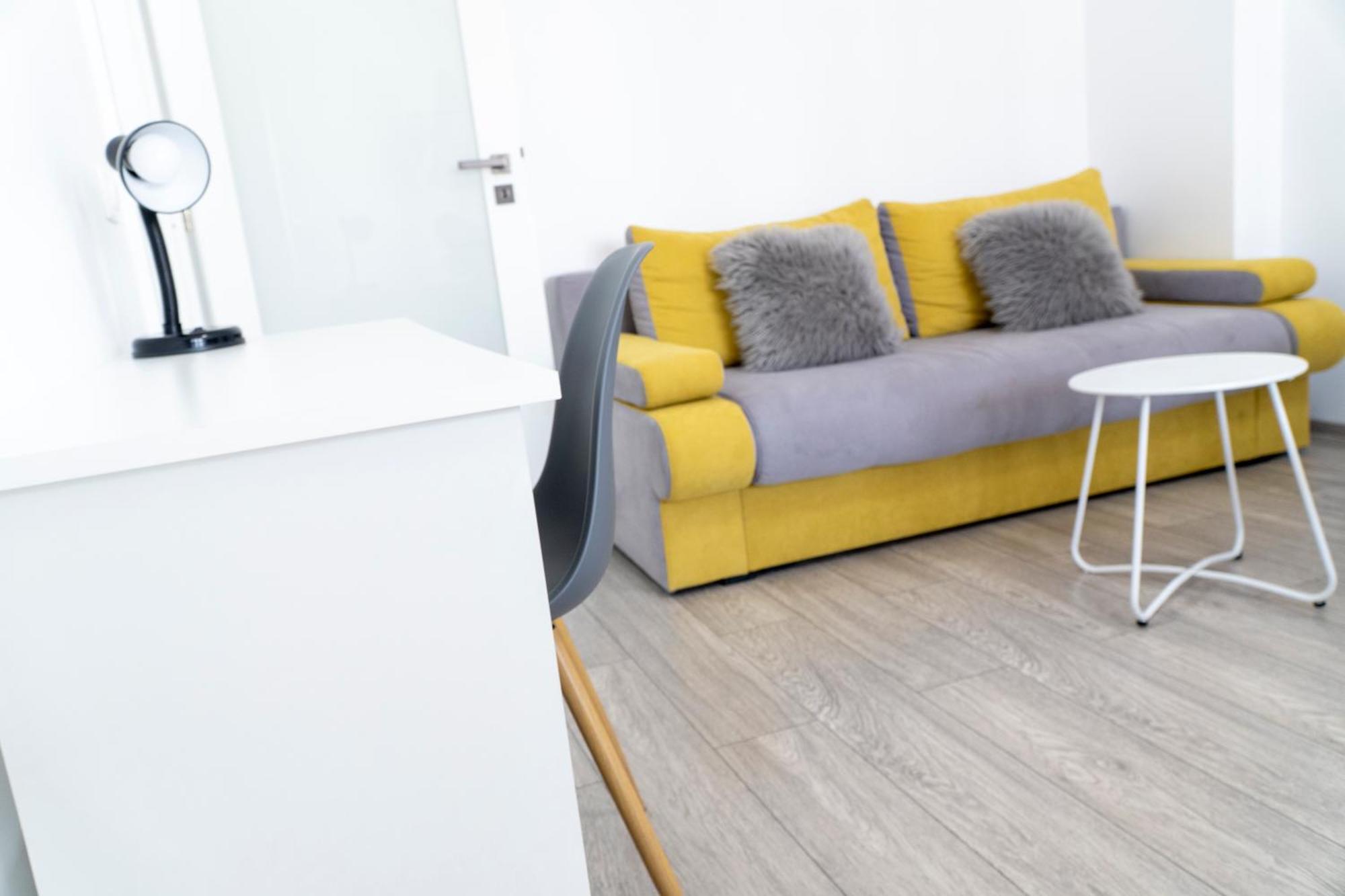 Center Apartment Palas Mall View ياش المظهر الخارجي الصورة